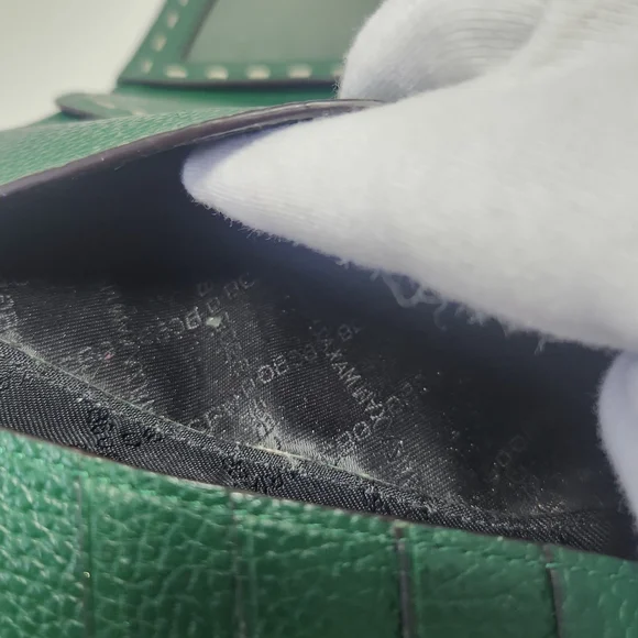 Bcbgmaxazria Large Green Leather Wallet - Picture 16 of 16